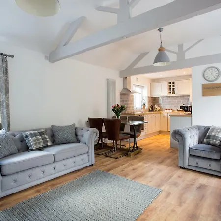 Thrush Nest - Wren Sleeps 4, 2 Bedrooms & Stable Sleeps 2, 1 Bedroom Ferienhaus York