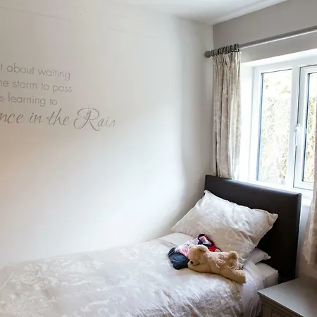 Thrush Nest - Wren Sleeps 4, 2 Bedrooms & Stable Sleeps 2, 1 Bedroom Ferienhaus
