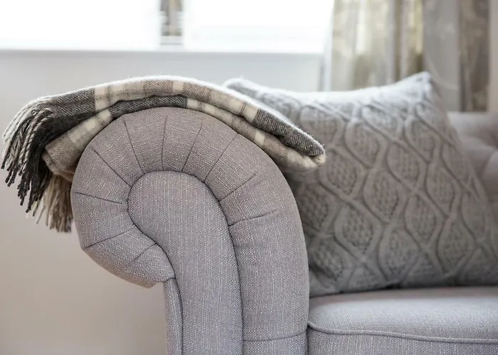 Thrush Nest - Wren Sleeps 4, 2 Bedrooms & Stable Sleeps 2, 1 Bedroom * York