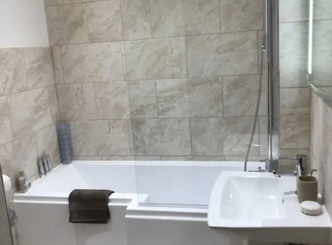 Thrush Nest - Wren Sleeps 4, 2 Bedrooms&stable Sleeps 2, 1 Bedroom * York