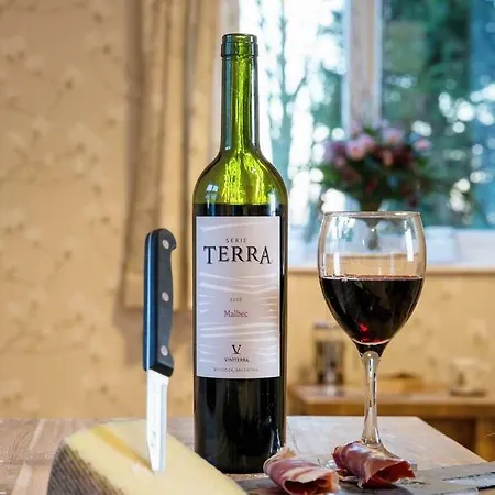 Thrush Nest - Wren Sleeps 4, 2 Bedrooms & Stable Sleeps 2, 1 Bedroom Ferienhaus York