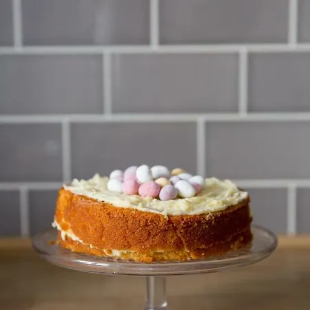 Thrush Nest - Wren Sleeps 4, 2 Bedrooms & Stable Sleeps 2, 1 Bedroom